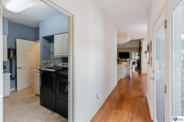 8202 Harrods View Court, Prospect, KY 40059