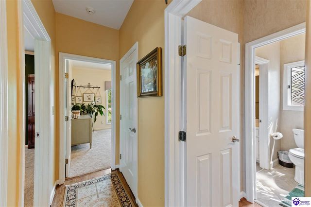 8202 Harrods View Court, Prospect, KY 40059