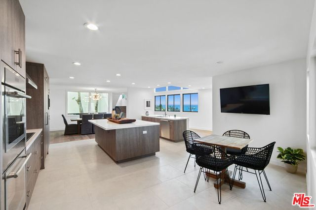 2688 Rambla Pacifico Street, Malibu, CA 90265
