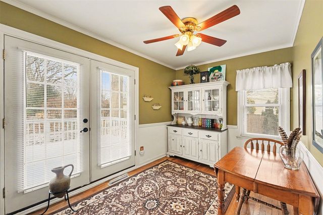 10040 Endicott Street, Belleville, MI 48111