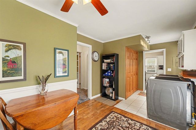 10040 Endicott Street, Belleville, MI 48111