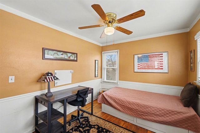 10040 Endicott Street, Belleville, MI 48111