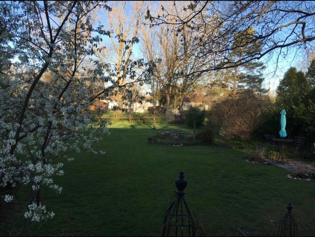 10040 Endicott Street, Belleville, MI 48111