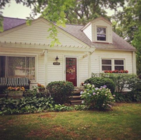 10040 Endicott Street, Belleville, MI 48111