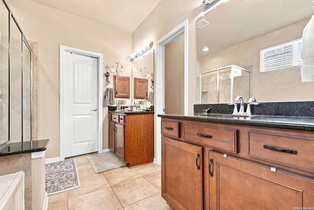 10727 NEWCROFT PL, Helotes, TX 78023