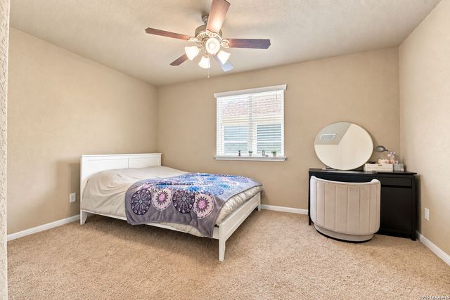 10727 NEWCROFT PL, Helotes, TX 78023