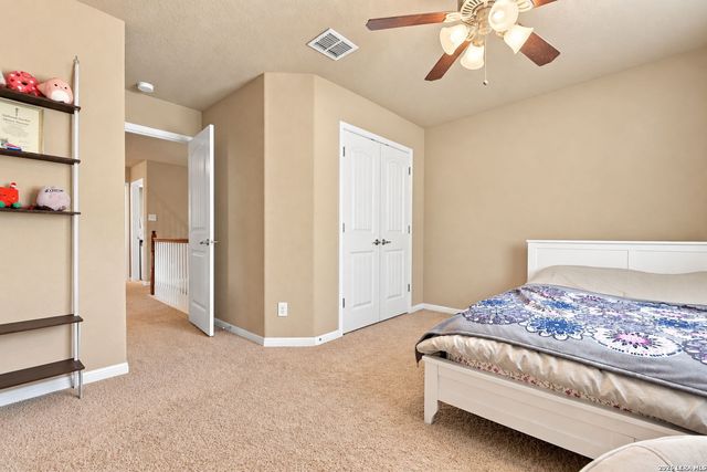 10727 NEWCROFT PL, Helotes, TX 78023