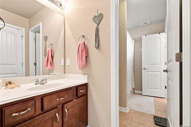 10727 NEWCROFT PL, Helotes, TX 78023