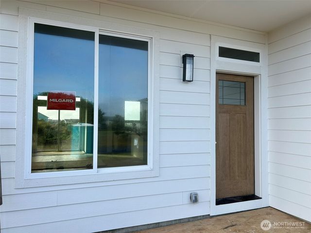 1383 Sand Pebble Avenue, Ocean Shores, WA 98569