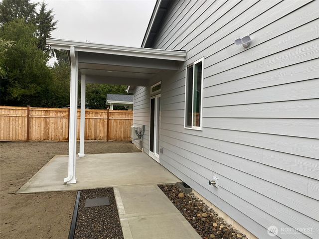 1383 Sand Pebble Avenue, Ocean Shores, WA 98569