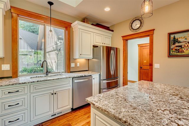 195 Patriot Road, Woodland, WA 98674