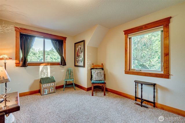 195 Patriot Road, Woodland, WA 98674