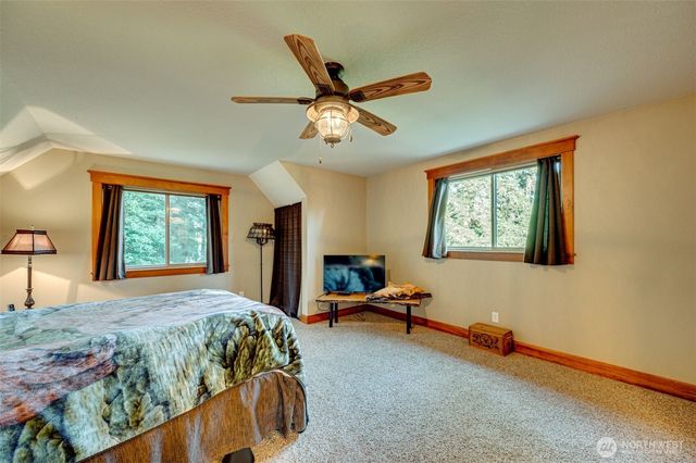 195 Patriot Road, Woodland, WA 98674