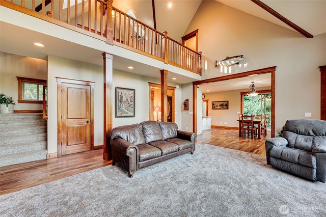 195 Patriot Road, Woodland, WA 98674