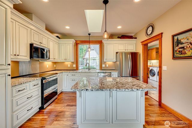 195 Patriot Road, Woodland, WA 98674