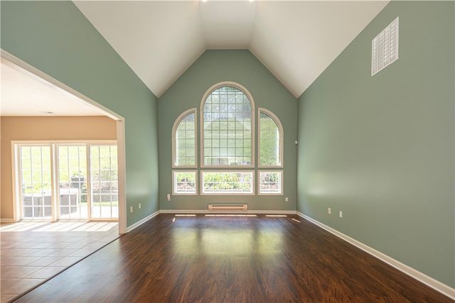 252 Estates Dr, Richland, PA 15044