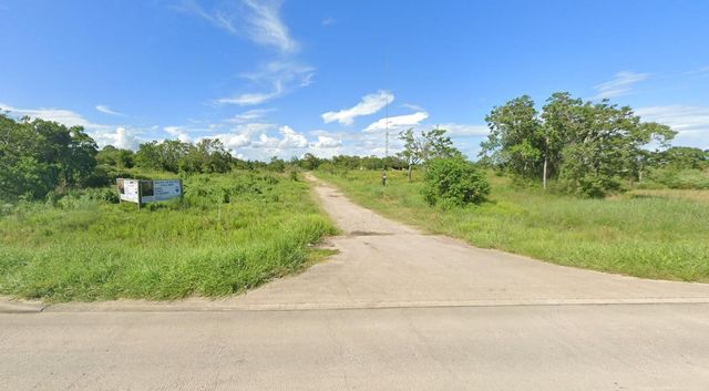2518 East Of Willis Ln, Texas City, TX 77590