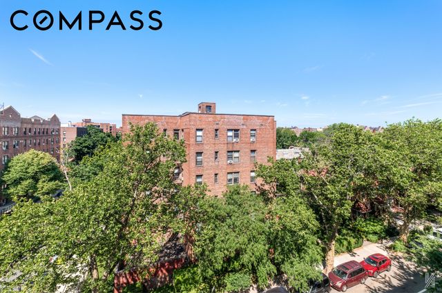 8801 35th Ave Apt 6B, New York City, NY 11372
