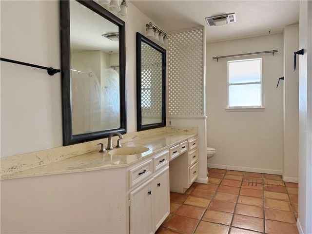 5037 Moultrie Dr, Corpus Christi, TX 78413