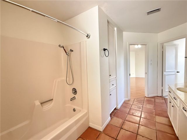 5037 Moultrie Dr, Corpus Christi, TX 78413