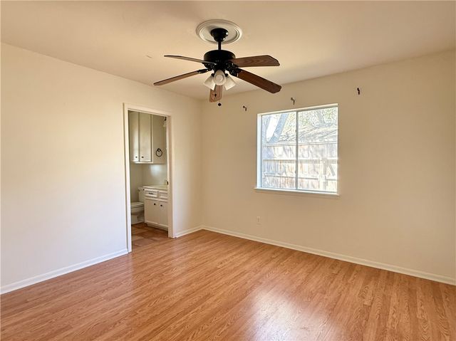 5037 Moultrie Dr, Corpus Christi, TX 78413