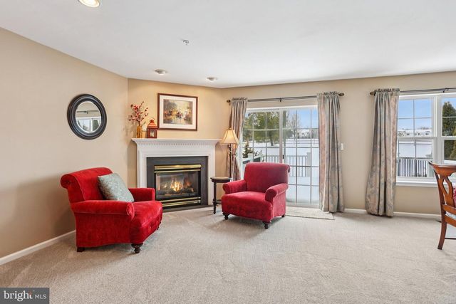 155 HAMPSHIRE DR, Sellersville, PA 18960