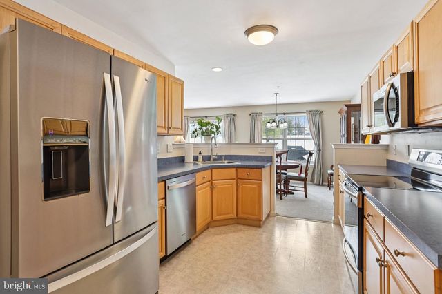 155 HAMPSHIRE DR, Sellersville, PA 18960