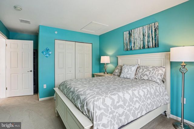 155 HAMPSHIRE DR, Sellersville, PA 18960