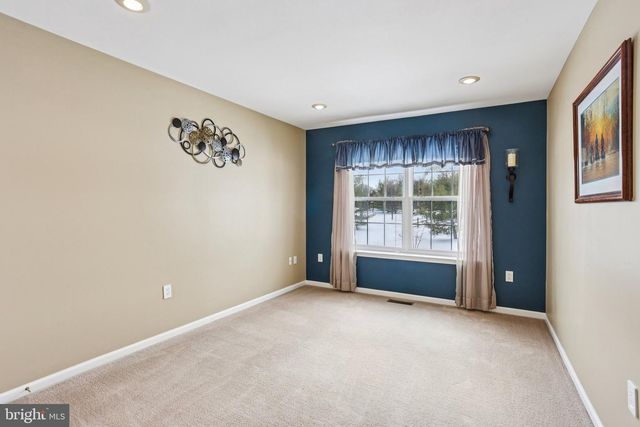 155 HAMPSHIRE DR, Sellersville, PA 18960