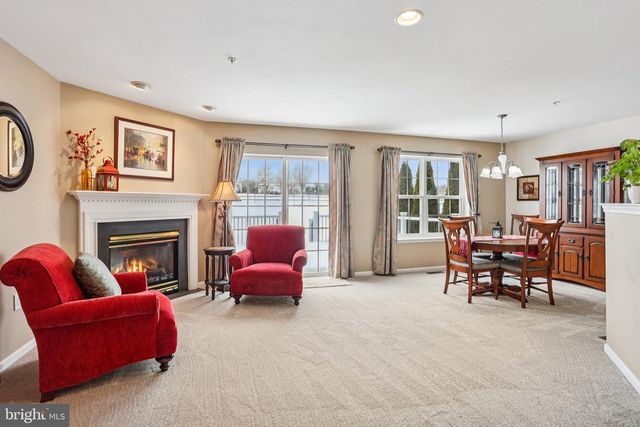 155 HAMPSHIRE DR, Sellersville, PA 18960