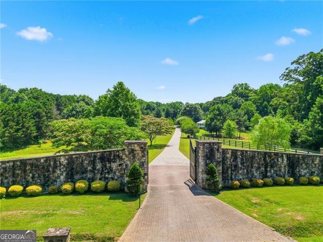 7832 A C Smith Road, Cumming, GA 30028