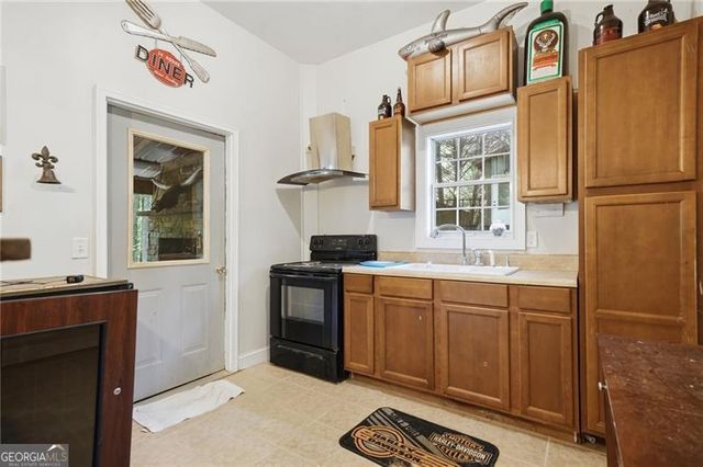 7832 A C Smith Road, Cumming, GA 30028