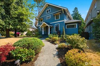 1532 5th Avenue W, Seattle, WA 98119