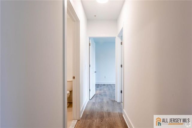 1025 Raritan Road, Clark, NJ 07066