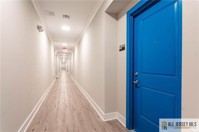 1025 Raritan Road, Clark, NJ 07066
