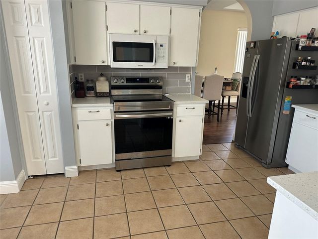 4712 BLOOM DRIVE, Plant City, FL 33566