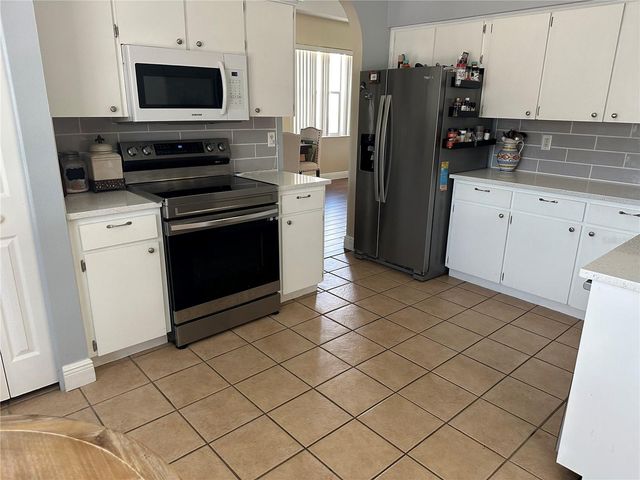 4712 BLOOM DRIVE, Plant City, FL 33566
