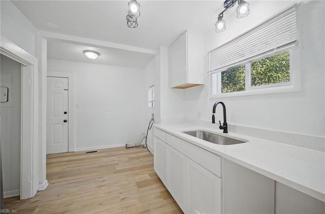 3324 Deep Creek BLVD, Portsmouth, VA 23702