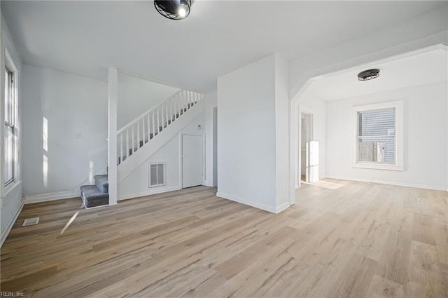 3324 Deep Creek BLVD, Portsmouth, VA 23702