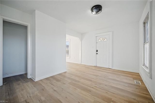 3324 Deep Creek BLVD, Portsmouth, VA 23702