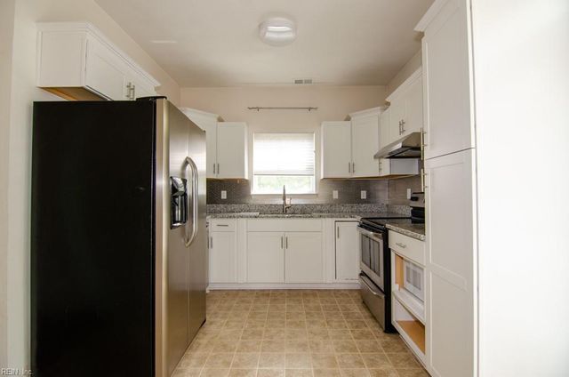 3817 Long Ship CT, Virginia Beach, VA 23455