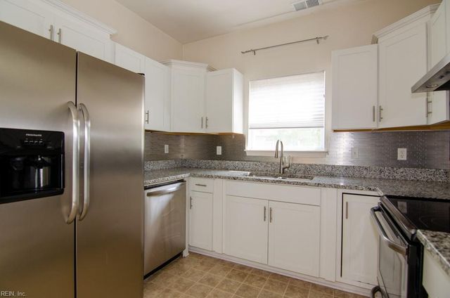 3817 Long Ship CT, Virginia Beach, VA 23455