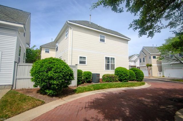 3817 Long Ship CT, Virginia Beach, VA 23455