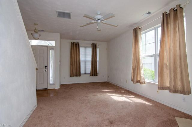3817 Long Ship CT, Virginia Beach, VA 23455