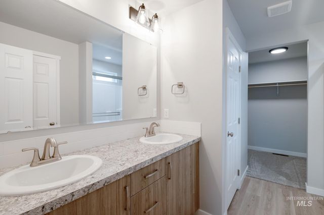 3126 W Animas Creek Dr, Kuna, ID 83634