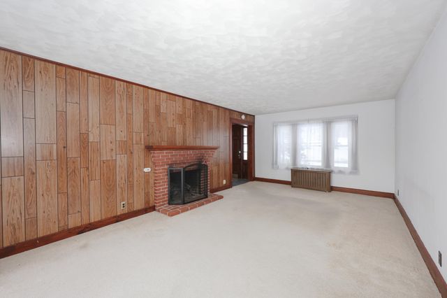 30 Baker Street, Hudson, NH 03051