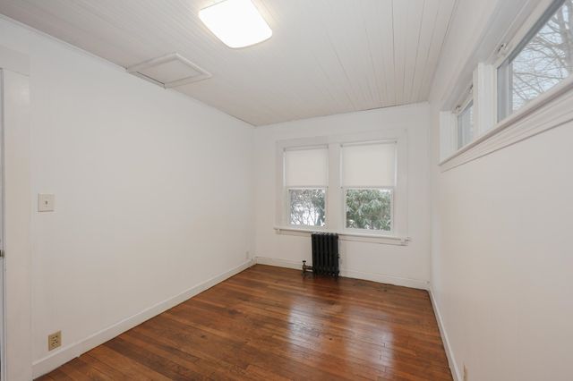 30 Baker Street, Hudson, NH 03051