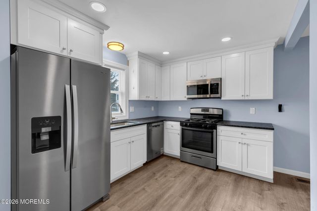 1208 Pine Tree Way Front House, Belmar, NJ 07719