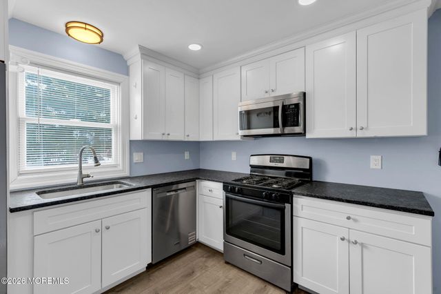 1208 Pine Tree Way Front House, Belmar, NJ 07719