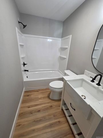 2735 Floral Road, Floral, AR 72543